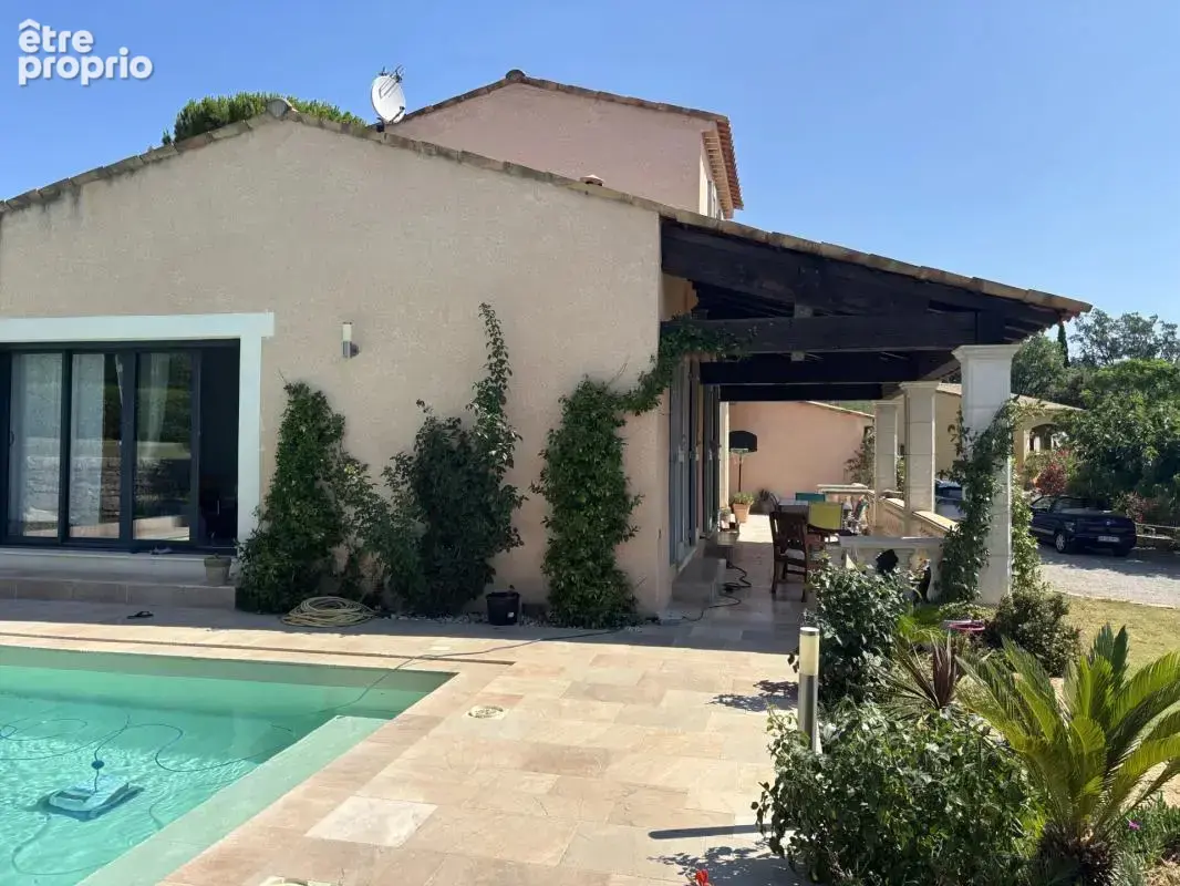 Flayosc, maison de 138 m² avec piscine sur 1 200 m² de terrain - photo 3