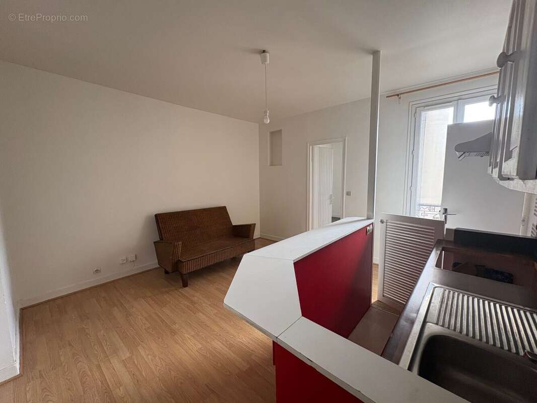 Appartement 30 m² à Montreuil  - photo 3