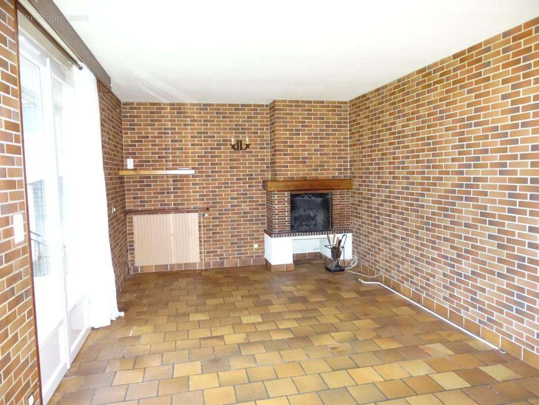 Immeuble, 5 appartements, 273 m² - photo 7