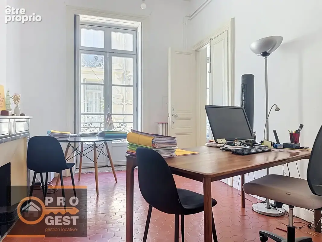 Ecusson appartement avec cachet - photo 3