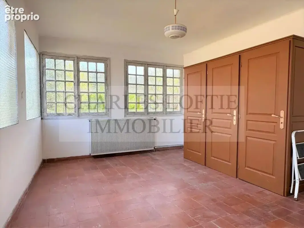 Grande maison de village avec jardinet et garage, proche de toutes les commodités - photo 10
