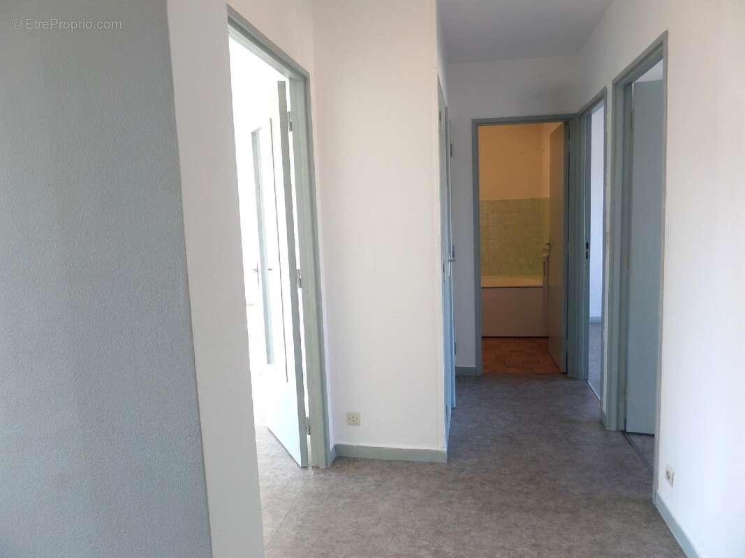 Appartement 67 m² à Valentigney  - photo 8