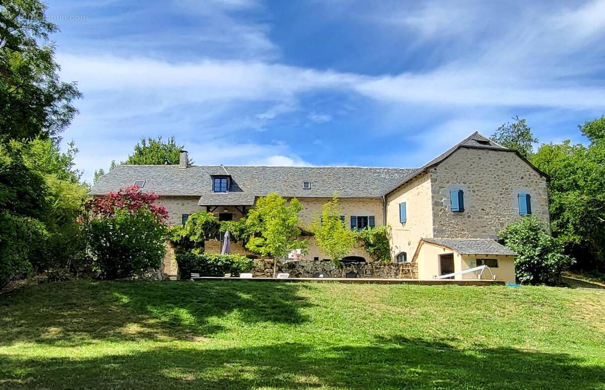 Maison à LUNAC