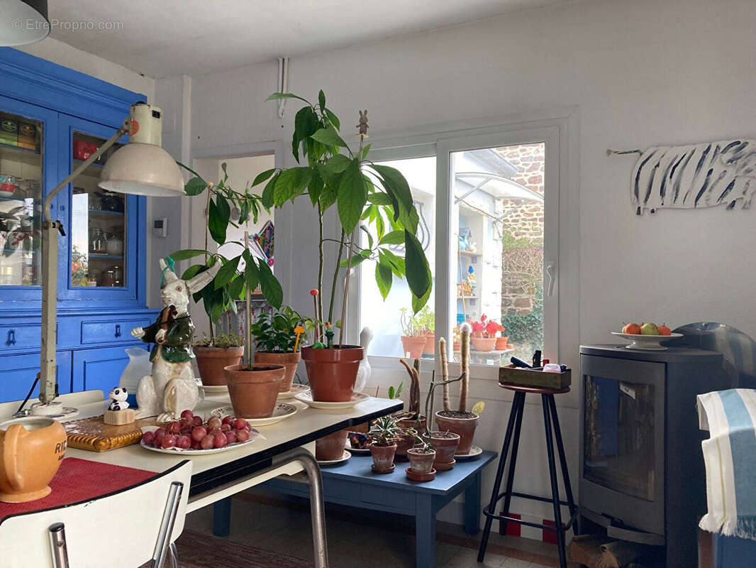 Maison à SAINT-PAIR-SUR-MER