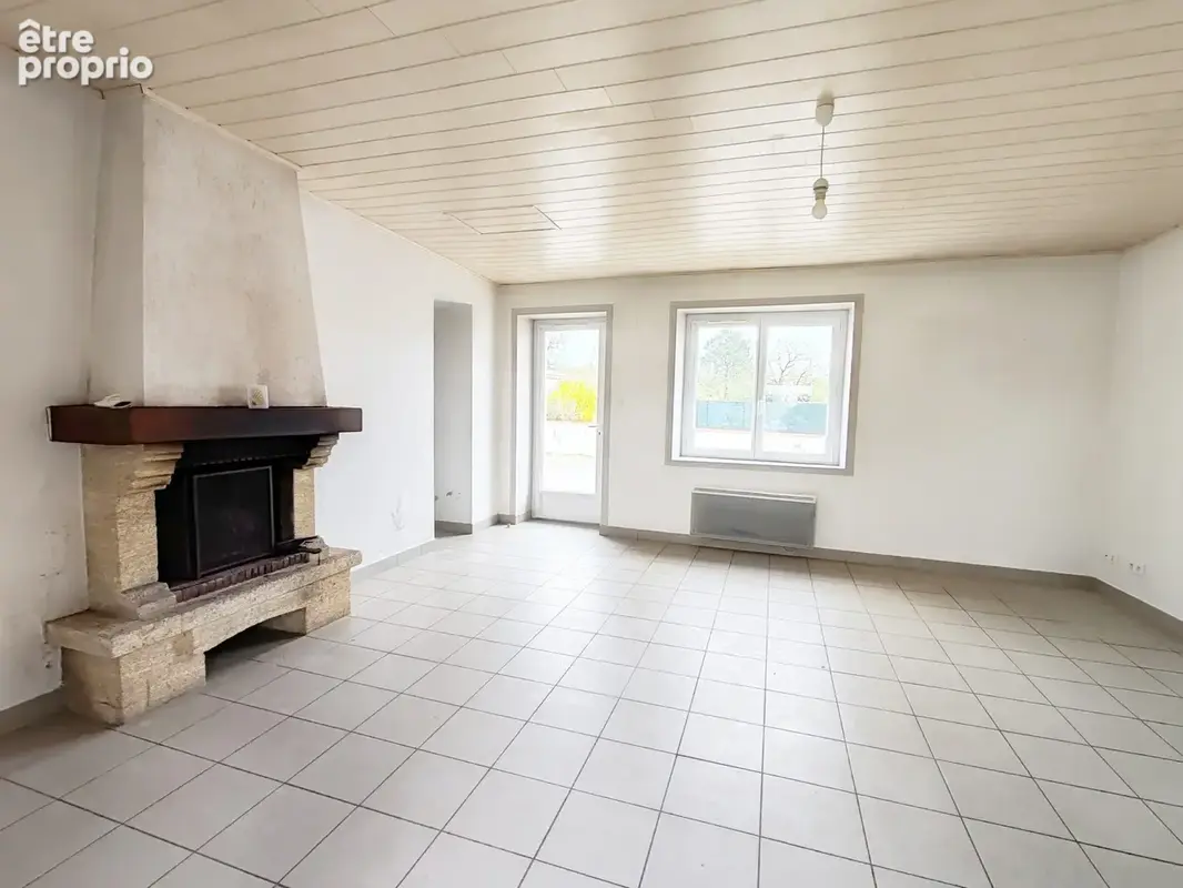 Maison 6 pièces 125 m² à vendre à Saint-Hilaire-De-Chaleons (44680) - photo 4