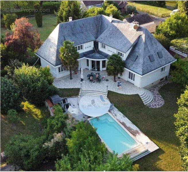 Maison à BOISSISE-LE-ROI