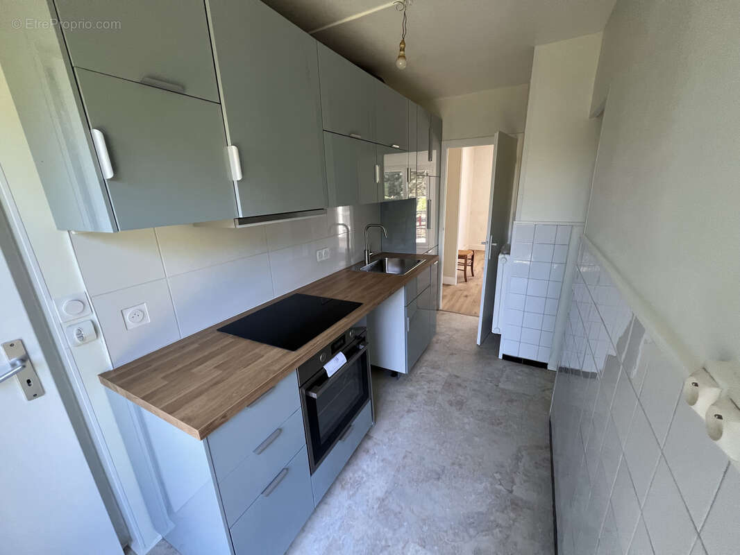 Appartement à LA CHAPELLE-SAINT-MESMIN