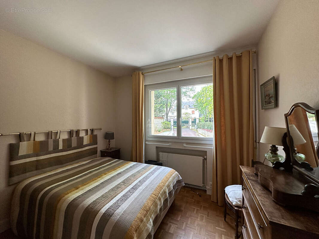 Appartement à MAISONS-LAFFITTE