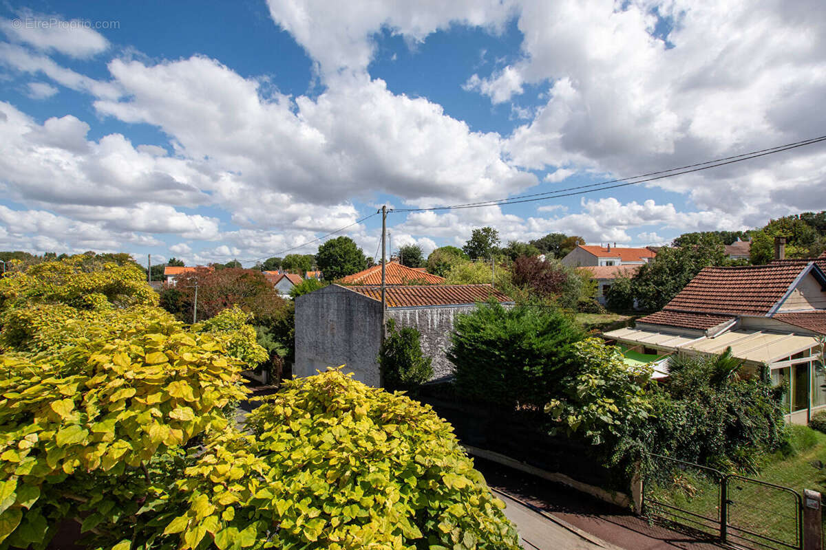 Appartement à FOURAS