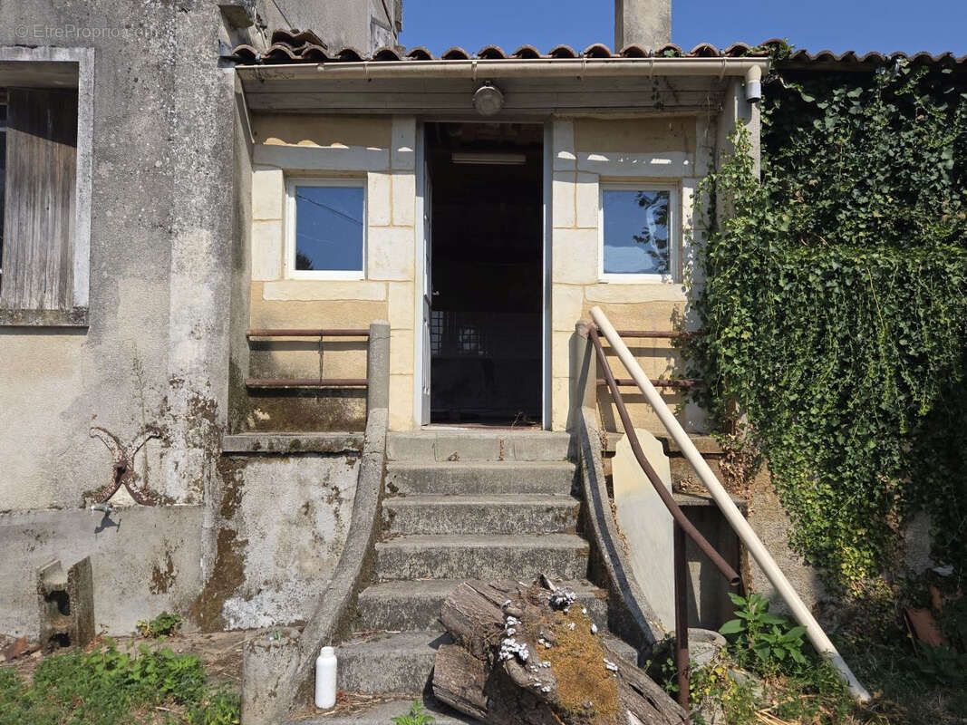 Maison à VILLAMBLARD