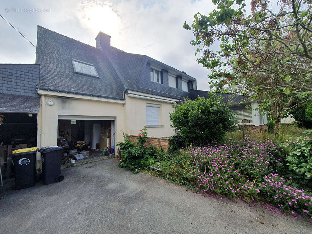 Maison proche bourg et commerces de Pluneret + studio indépendant. - photo 3