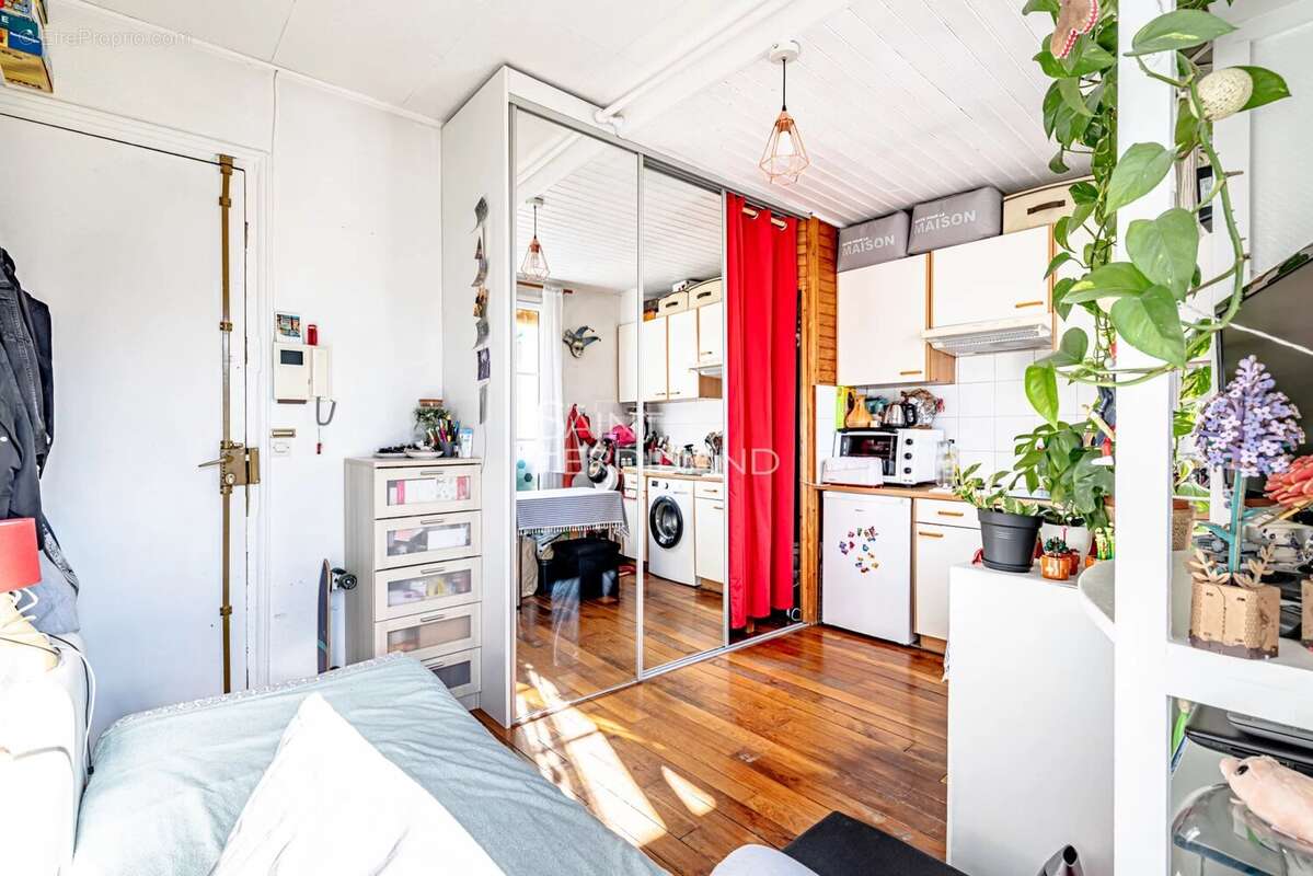 Appartement à PARIS-15E