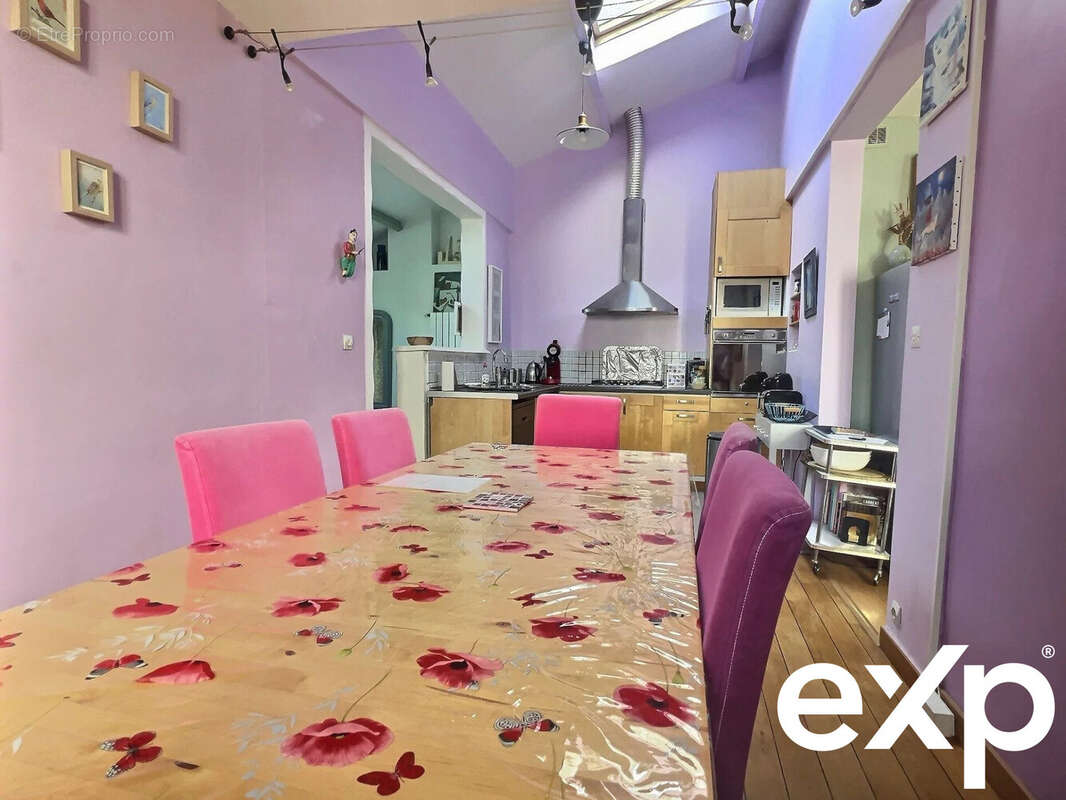 Maison à SAINT-MAUR-DES-FOSSES