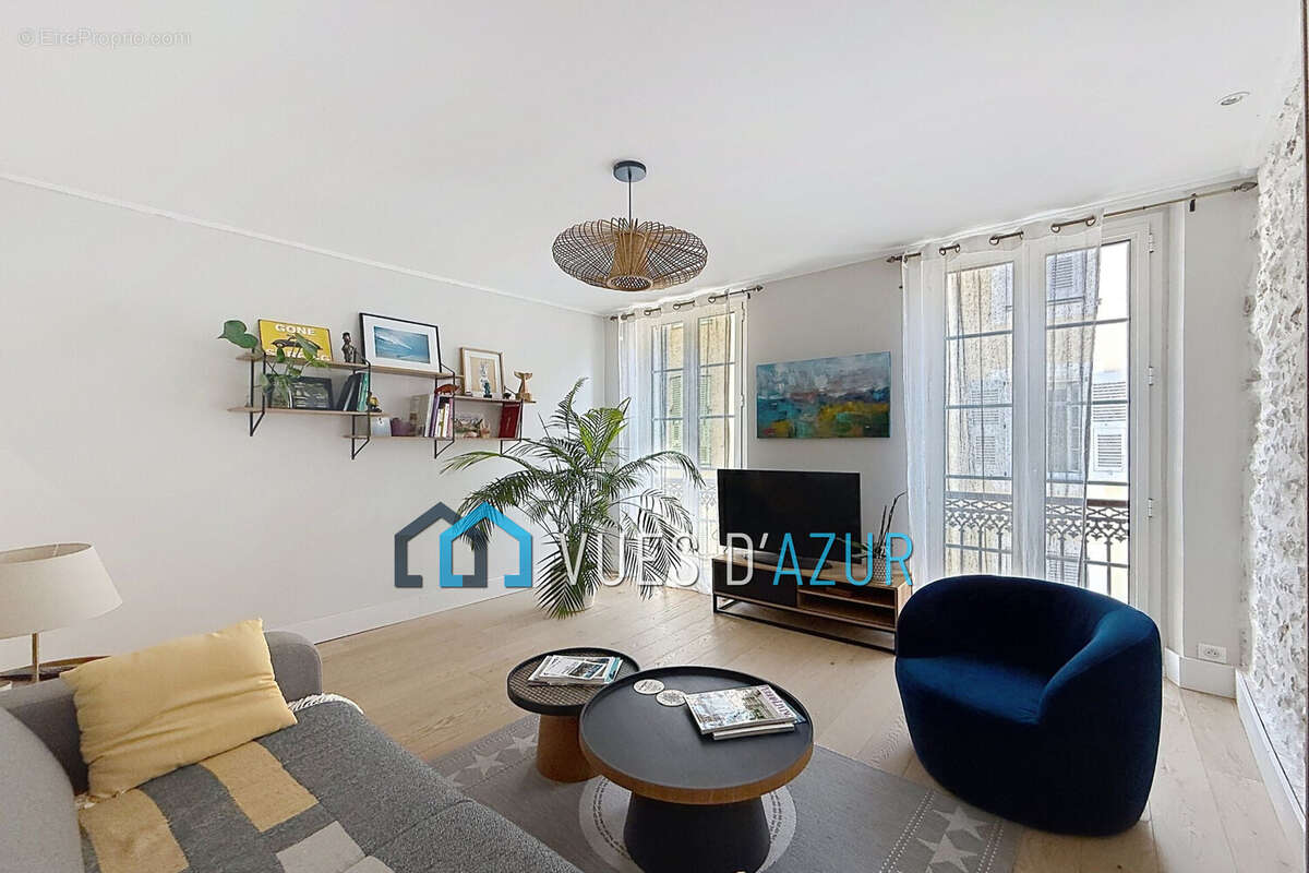 Appartement 57 m² à Antibes  - photo 2
