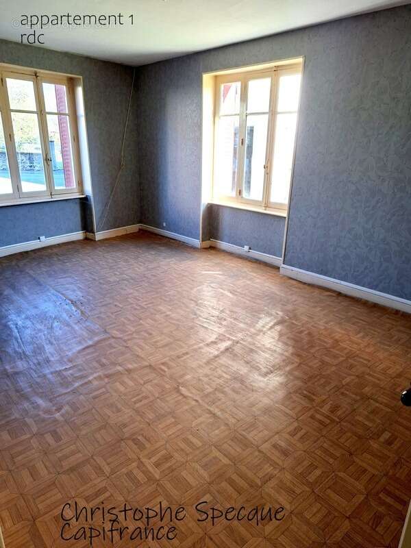 Appartement à SAINT-JULIEN-LA-VETRE