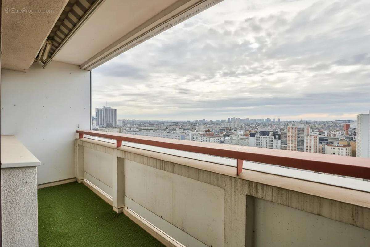 Appartement à PARIS-15E