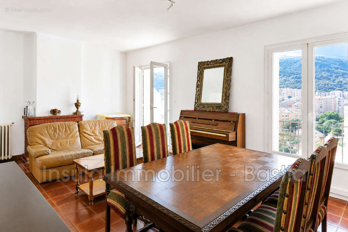 Appartement 107 m² à Ville-Di-Pietrabugno  - photo 3
