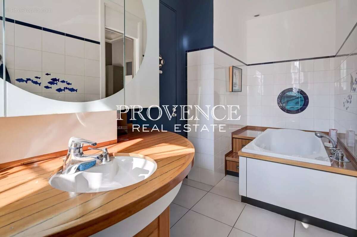 Maison à MARSEILLE-8E