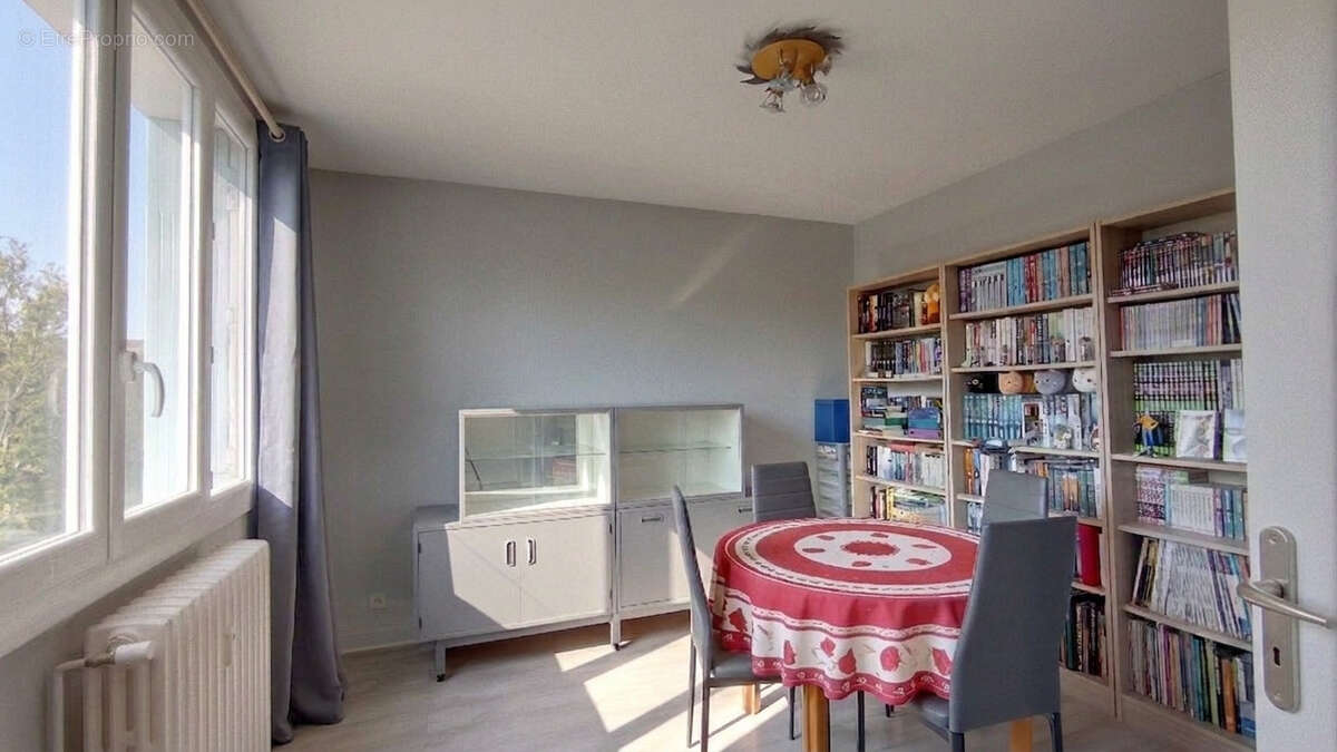 Quartier Châteauvert, Appartement type 3bis de 72m2 - photo 2