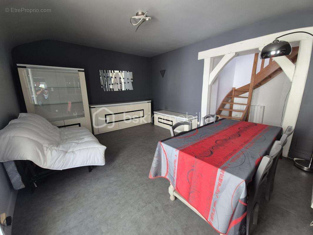 Maison à LAILLY-EN-VAL