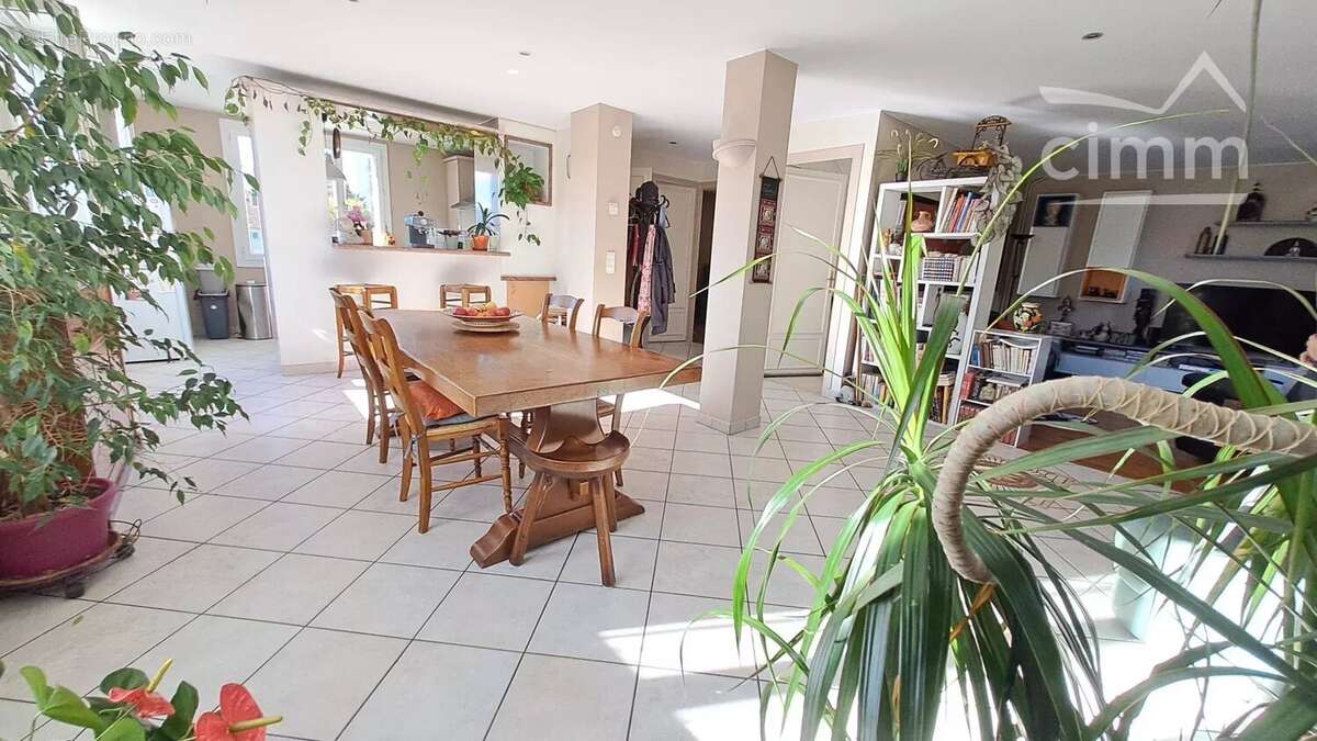 Maison à BOURGOIN-JALLIEU