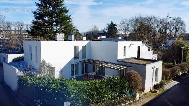 Maison à SAINT-MICHEL-SUR-ORGE