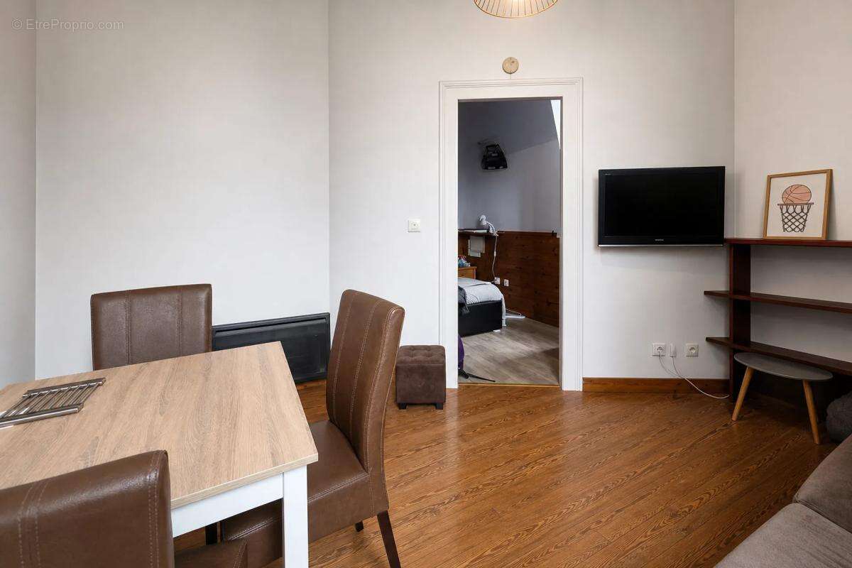 T2 34 m² loué à Aix-les-Bains, vue Château - photo 14