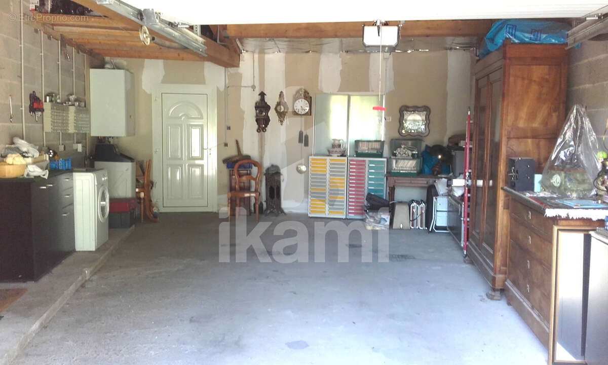 Maison à GENISSIEUX