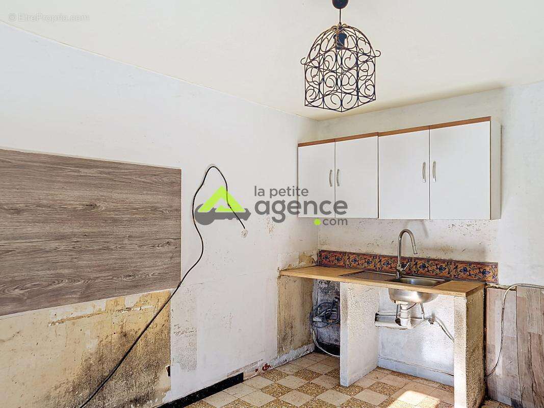 Maison à SAINT-SULPICE-LE-GUERETOIS