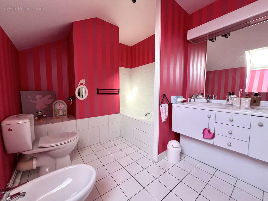 Maison à CROISSY-SUR-SEINE