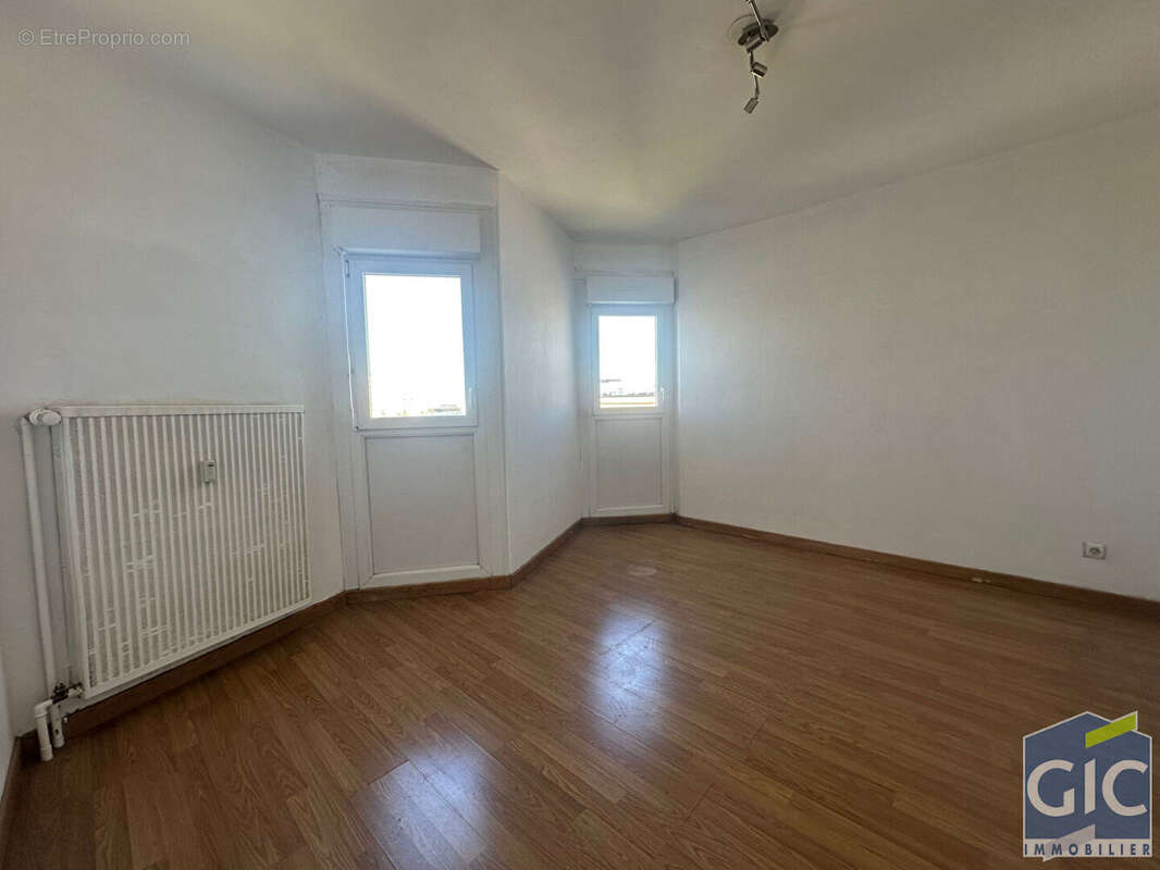 Appartement à HEROUVILLE-SAINT-CLAIR