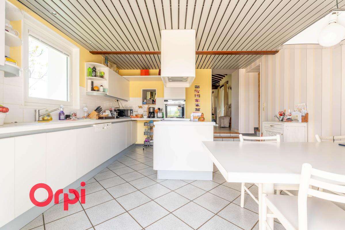 Maison Fleurieux sur L’arbresle - photo 9