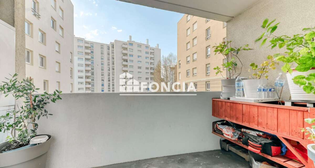 Appartement à LYON-7E