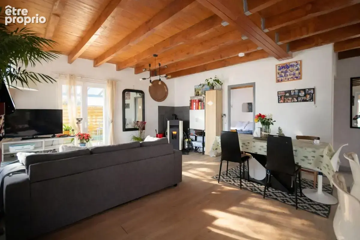 Maison à COMPS-LA-GRAND-VILLE