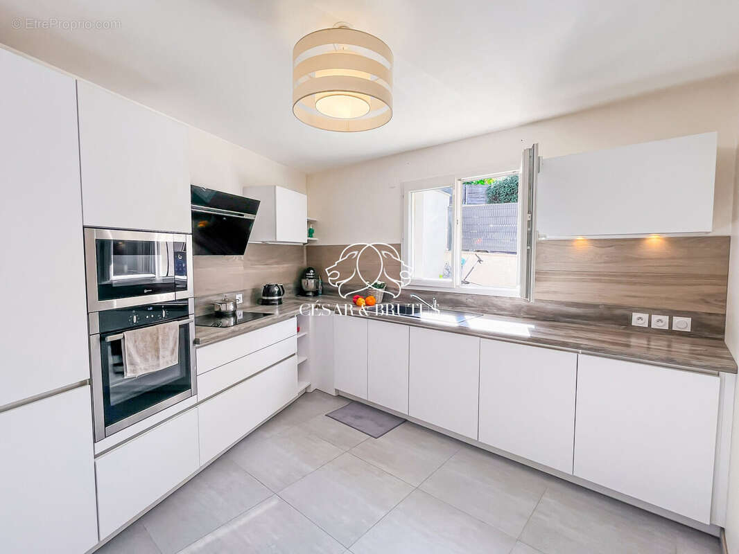 Maison 115 m² à Villefontaine  - photo 5