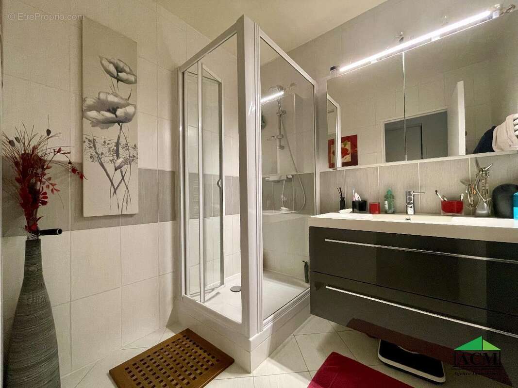 Appartement à MERY-SUR-OISE