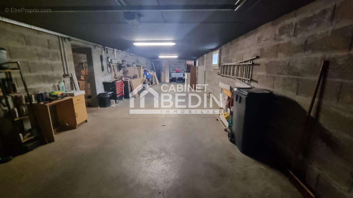 Maison à BLANQUEFORT