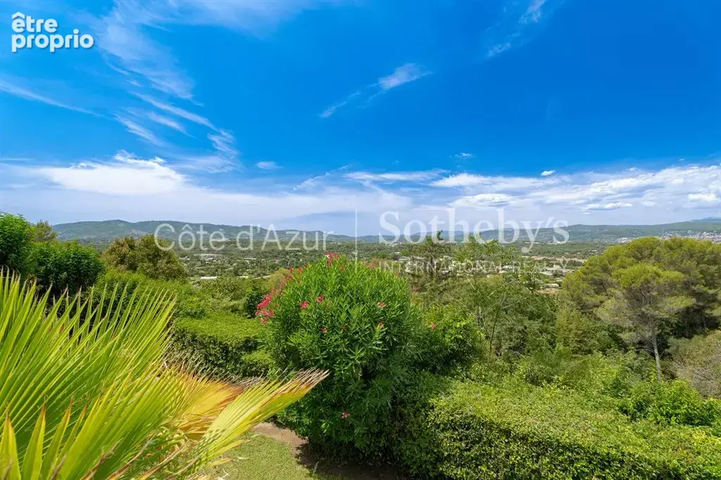 Propriété à vendre à Mougins, villa avec vue panoramique proche du village - photo 11
