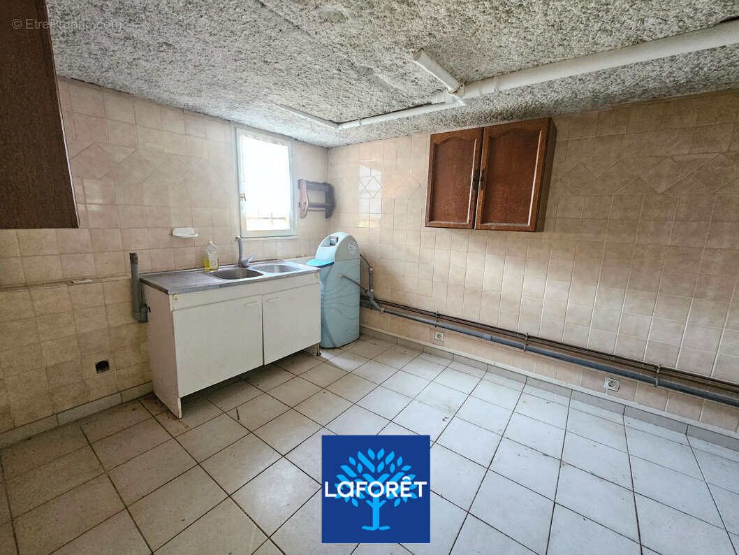 Maison à SAINT-PIERRE-DE-CHANDIEU