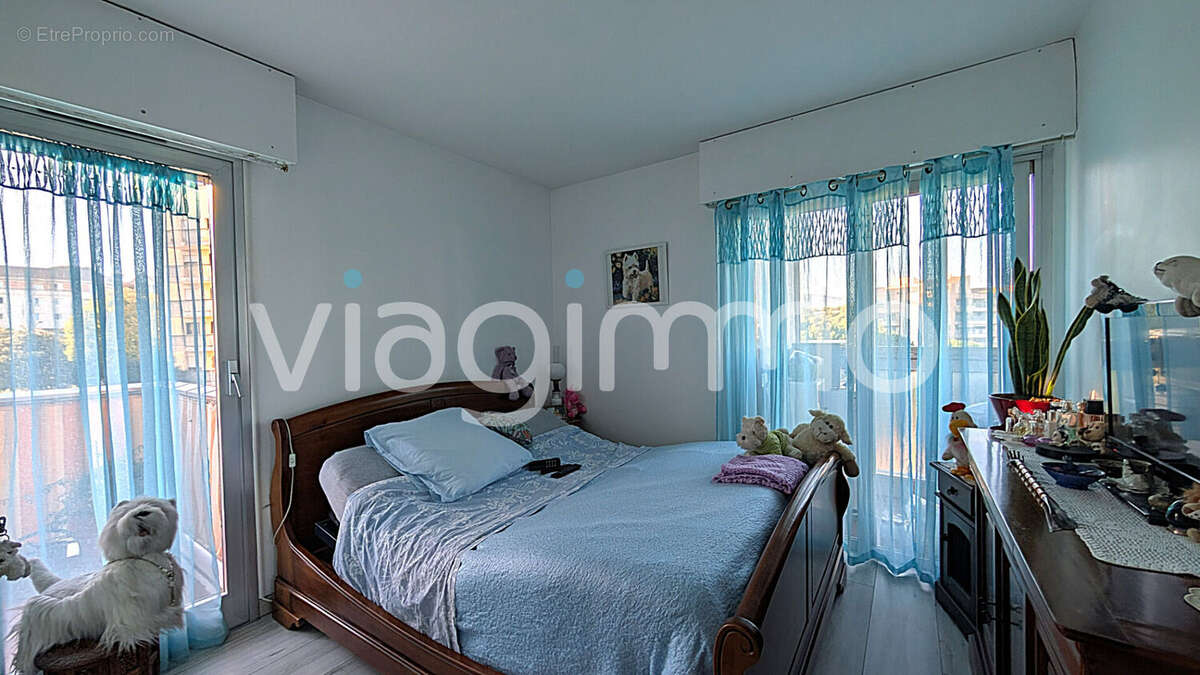 Appartement à LE CANNET