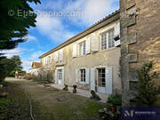 Maison à SAINT-BONNET