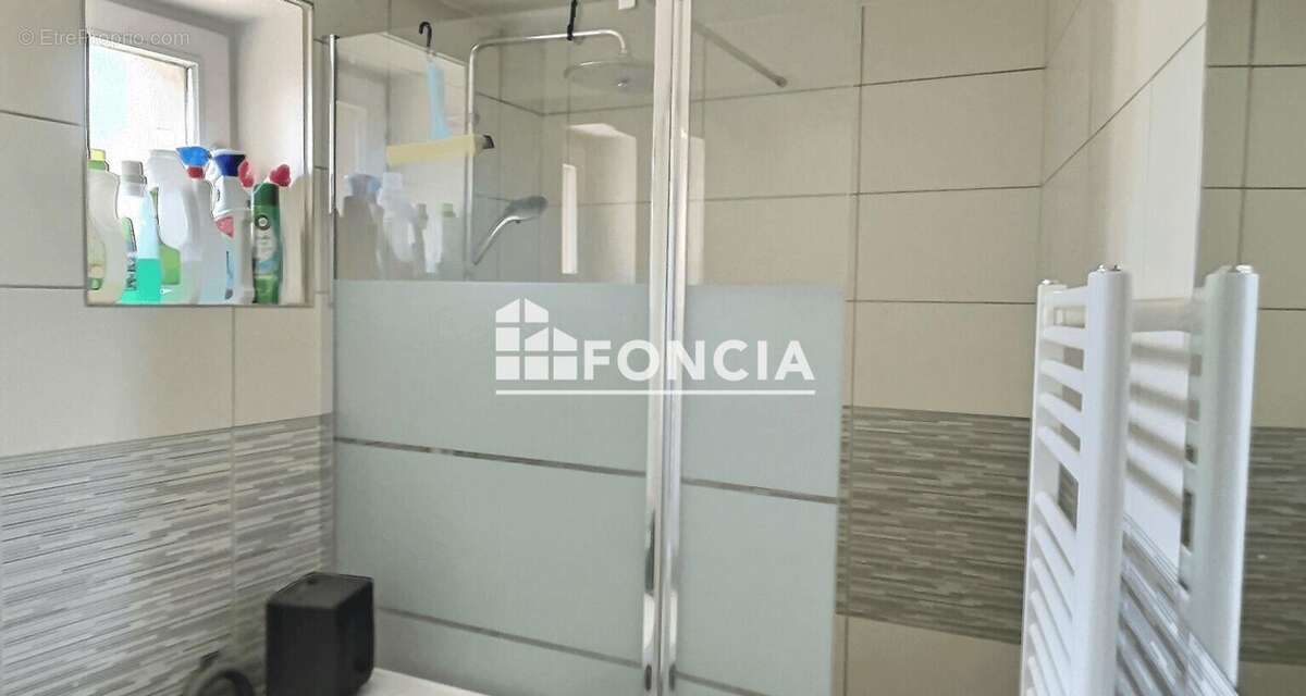 Appartement à ROUSSILLON