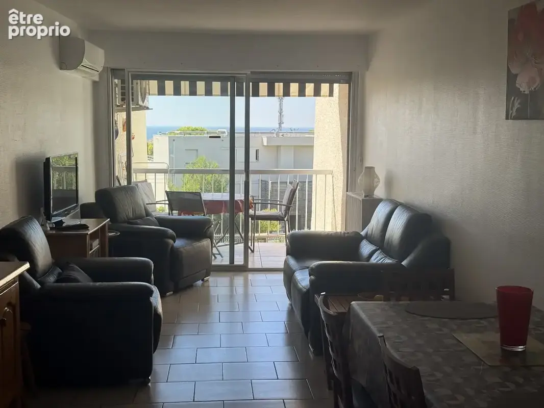 Corniche, Appartement T2 61 m², avec ascenseur, terrasse et place de parking et cave pour vélo - photo 2