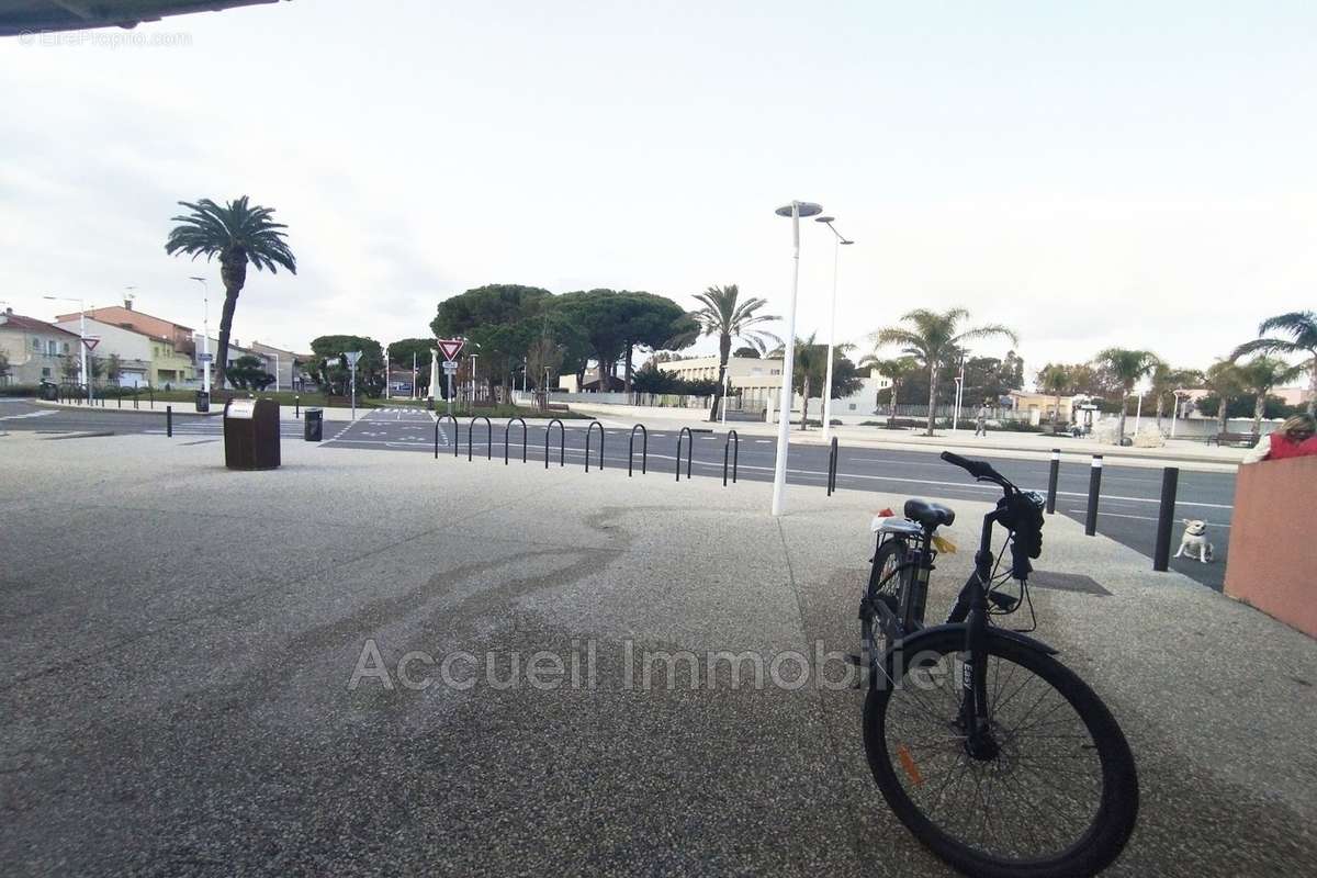 Commerce à LE GRAU-DU-ROI