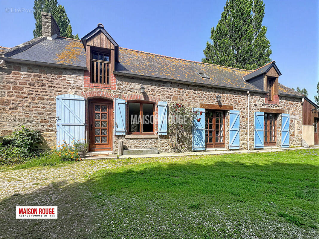 Maison à ROZ-SUR-COUESNON