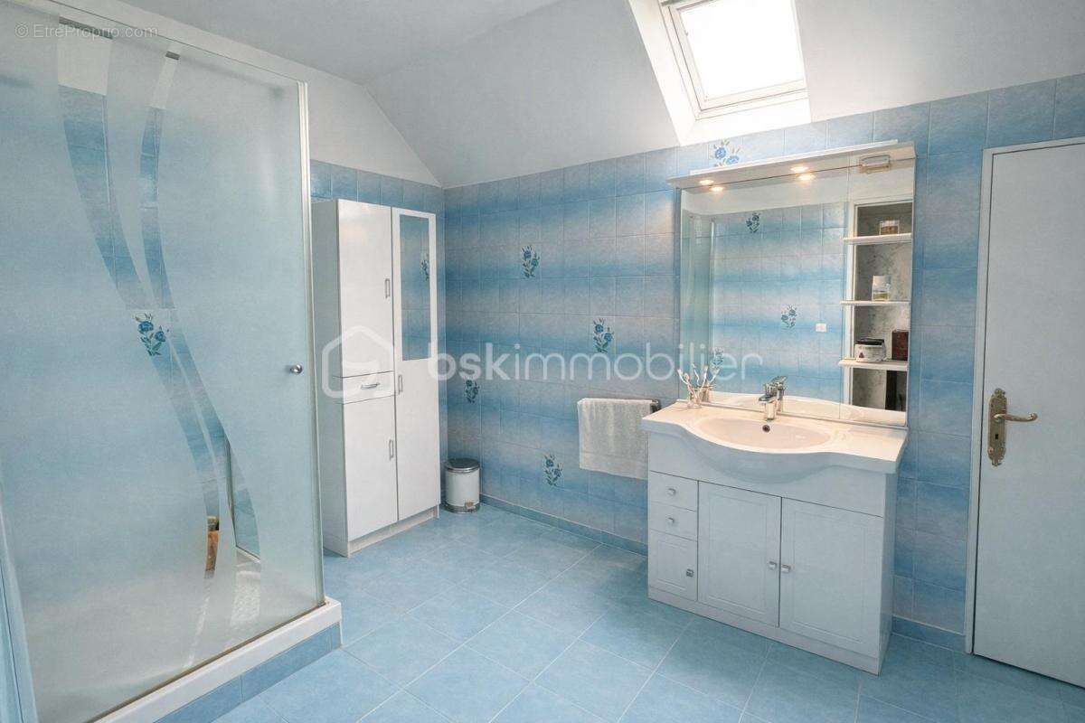 Maison à L'HAY-LES-ROSES