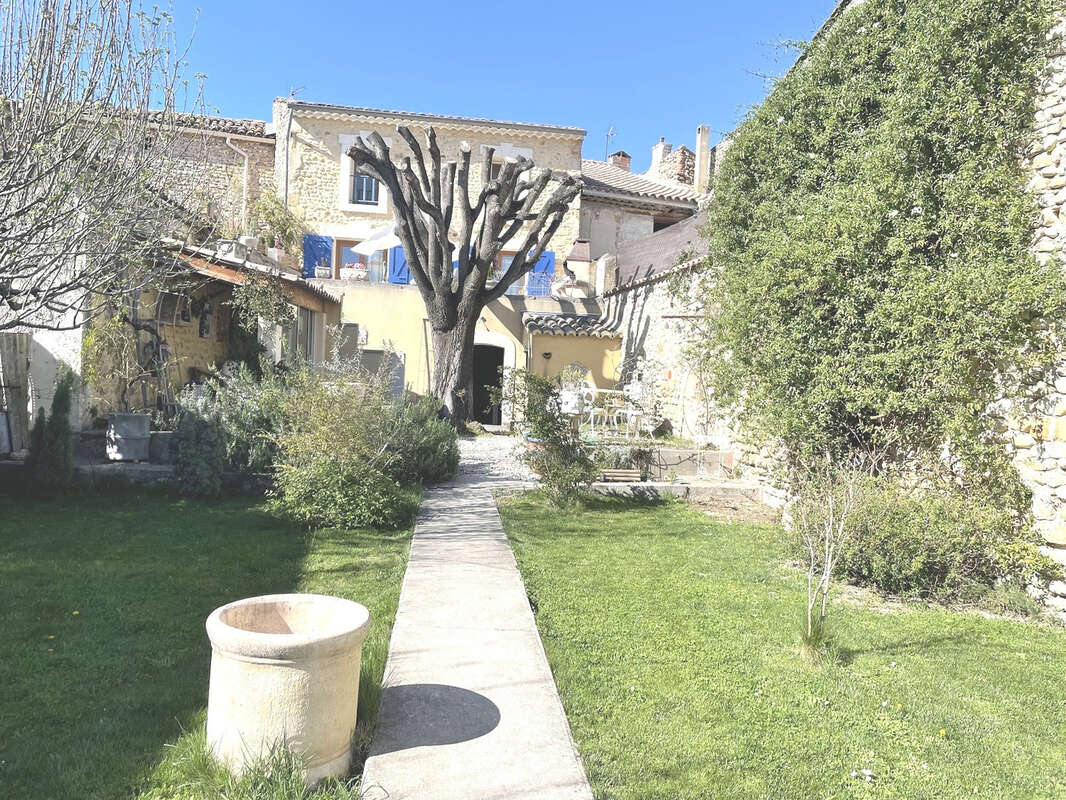 Maison à SAINT-MAURICE-SUR-EYGUES