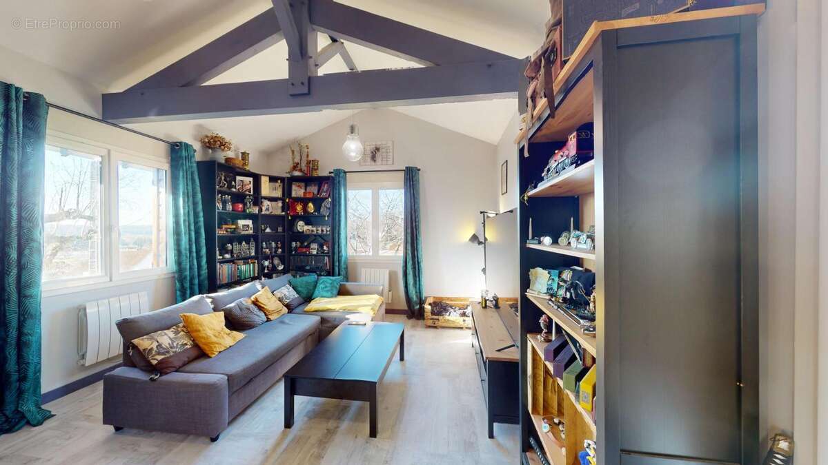 Maison à MONTFERRAND-LE-CHATEAU