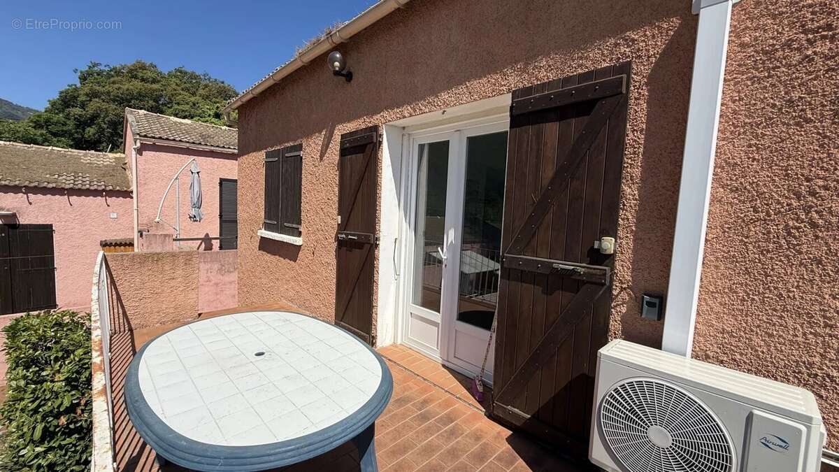 Maison à SAN-NICOLAO