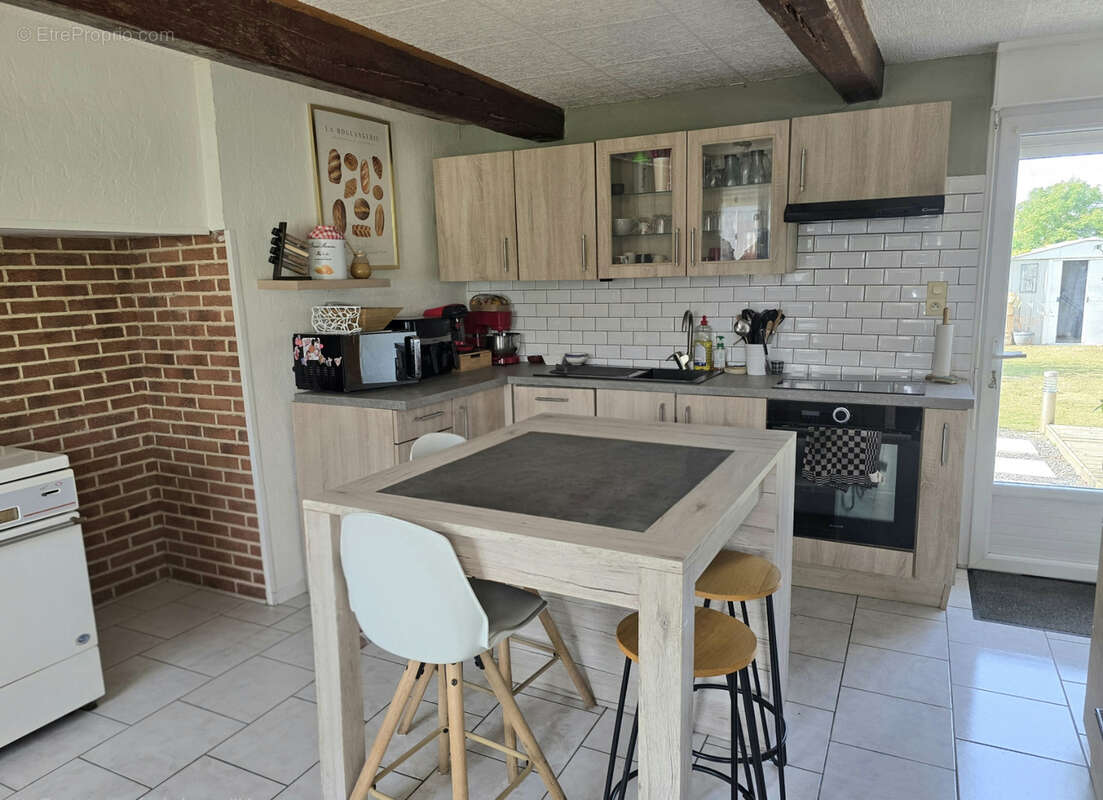 Maison de campagne, avec vie de plain-pied à Méneslies - photo 2
